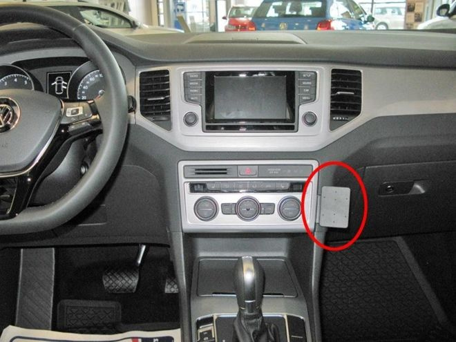 ProClip do Volkswagen Golf Sportsvan 15-17